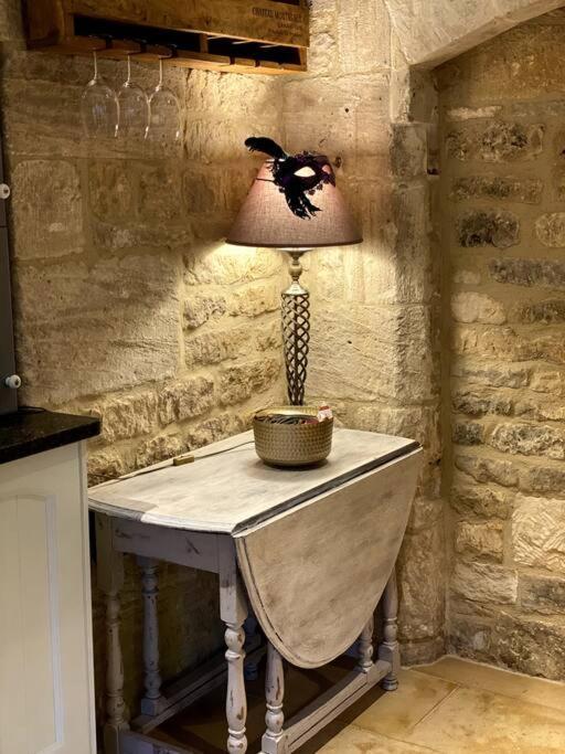 Historic Cotswold Chic Style For Uk Staycation Bourton-on-the-Water Exteriér fotografie
