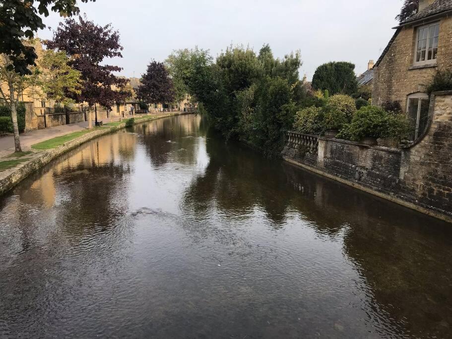 Historic Cotswold Chic Style For Uk Staycation Bourton-on-the-Water Exteriér fotografie